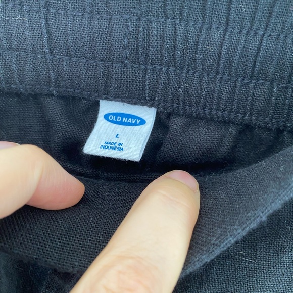 Old Navy Black Linen Short - Size L - Picture 2 of 4